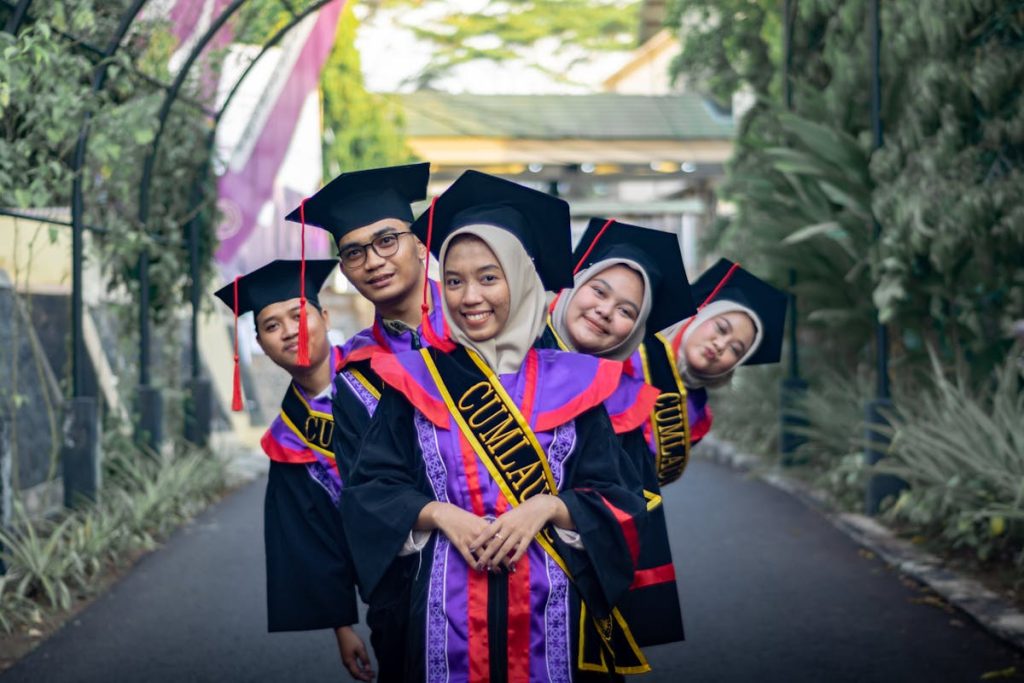 manfaat asuransi pendidikan syariah